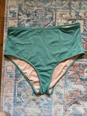 Madewell High-Waist Bottoms in Seafoam Green